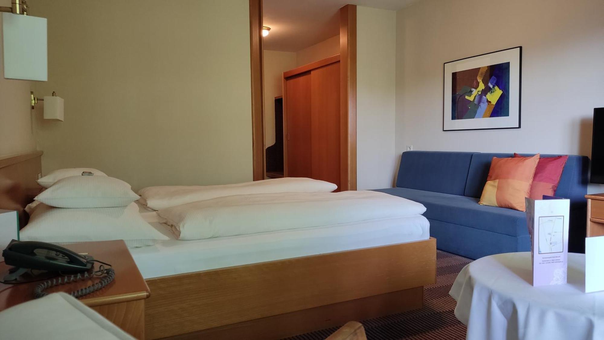 Hotel Gasthof Kroenele 卢斯特瑙 外观 照片