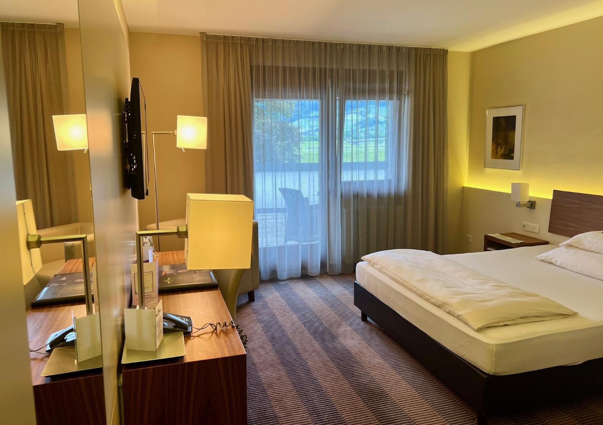 Hotel Gasthof Kroenele 卢斯特瑙 外观 照片