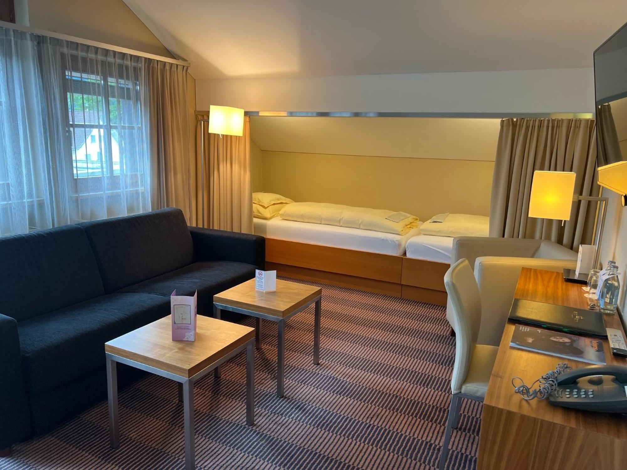 Hotel Gasthof Kroenele 卢斯特瑙 外观 照片