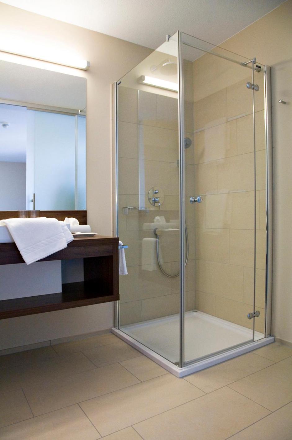 Hotel Gasthof Kroenele 卢斯特瑙 外观 照片