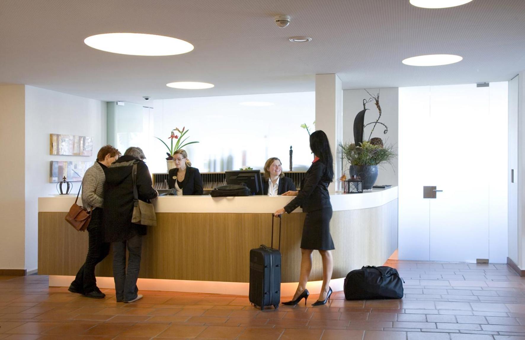 Hotel Gasthof Kroenele 卢斯特瑙 外观 照片